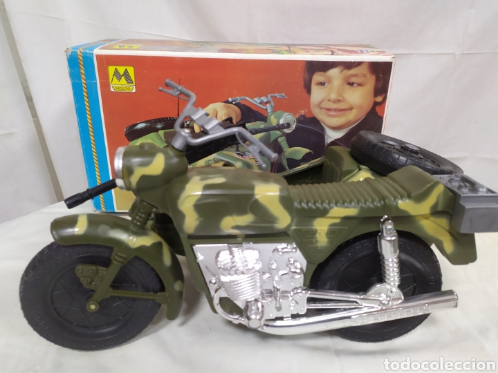 Modelos a escala: Motocicleta con sidecar de Molto. - Foto 2