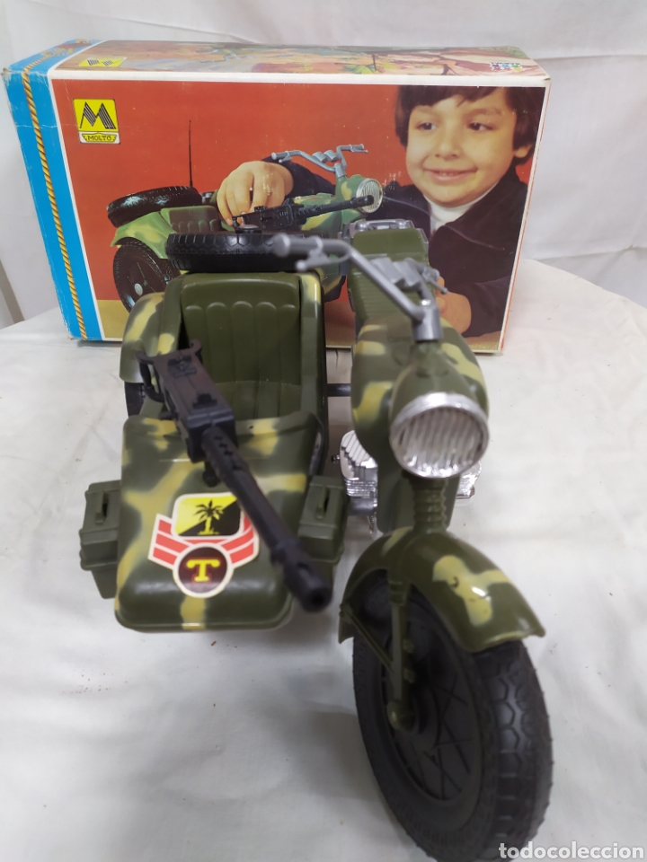 Modelos a escala: Motocicleta con sidecar de Molto. - Foto 3
