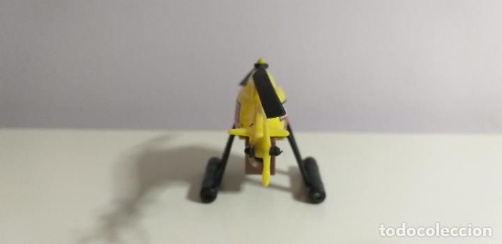 Modelos a escala: Helic&oacute;ptero peque&ntilde;o. Amarillo - Foto 5