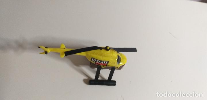 Modelos a escala: Helic&oacute;ptero peque&ntilde;o. Amarillo - Foto 6