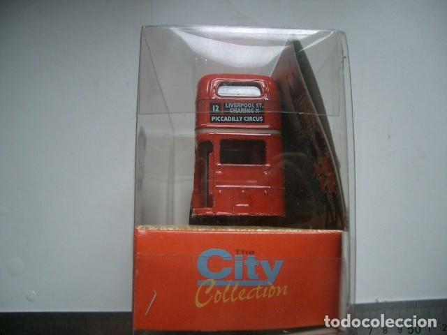 Modelos a escala: AUTOBUS ROUTEMASTER - Foto 4