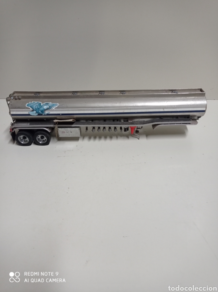 Modelos a escala: Cisterna de cami&oacute;n Franklin Mint a escala. - Foto 1