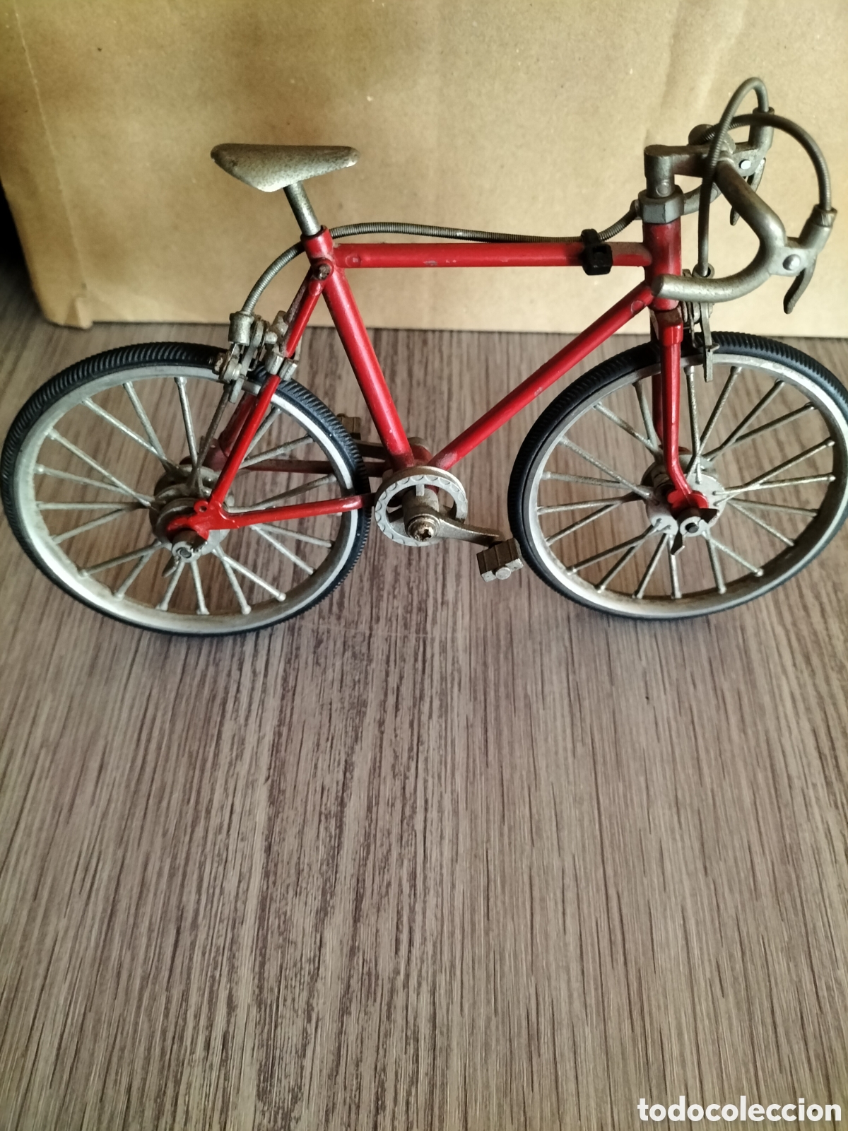 Modelos a escala: Bicicleta crosscountry - Foto 1