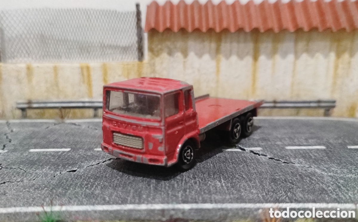 Modelos a escala: Majorette - Saviem - Foto 1
