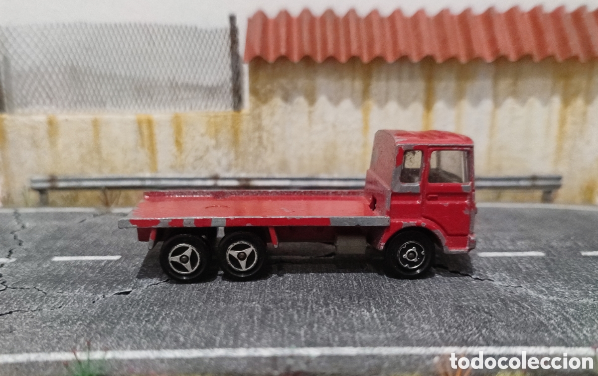 Modelos a escala: Majorette - Saviem - Foto 3