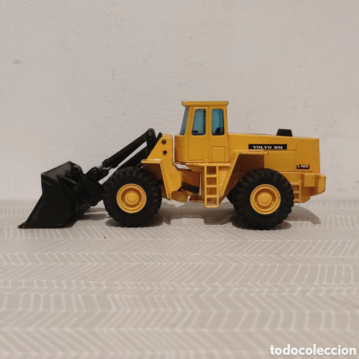 Modelos a escala: JOAL -- Volvo BM L60 - Foto 4