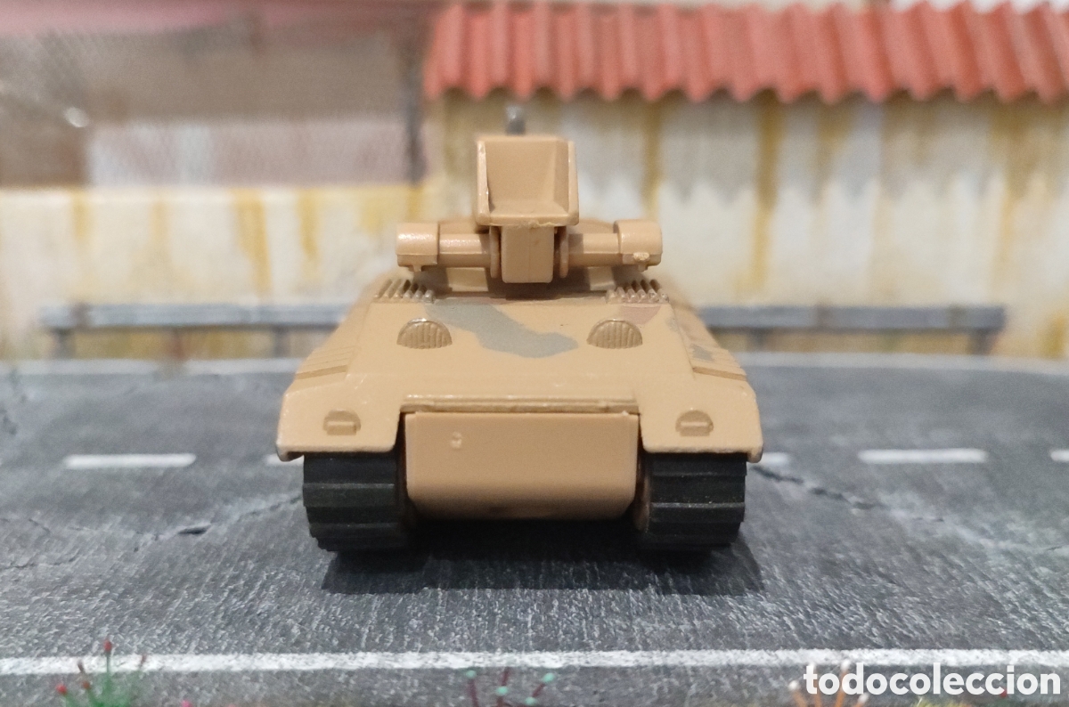 Modelos a escala: MAJORETTE - Tanque - Foto 5