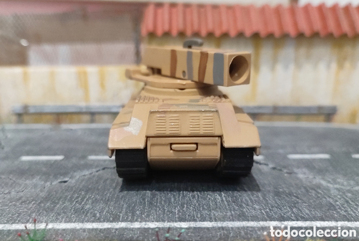 Modelos a escala: MAJORETTE - Tanque - Foto 2