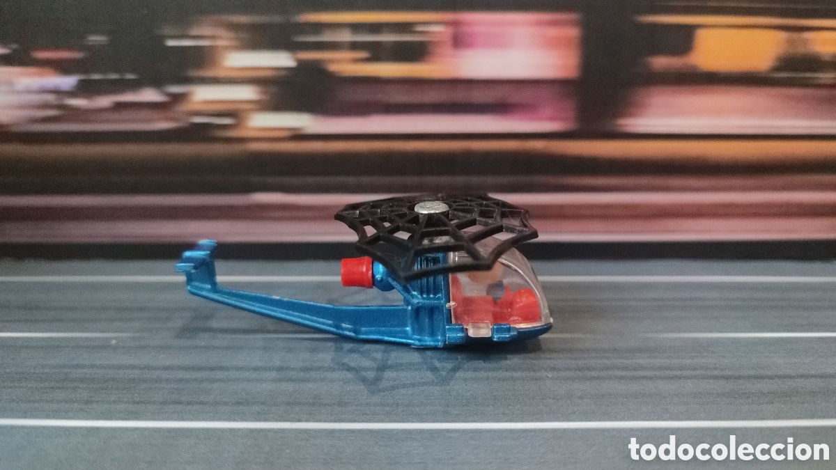 Modelos a escala: CORGI - Helic&oacute;ptero Spiderman - Foto 4