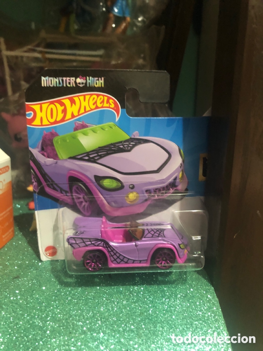 Modelos a escala: Monster High Ghoul Mobile Hot Wheels - Foto 3