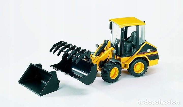 Modelos a escala: &rdquo;Cat&rdquo; Wheel Loader Model, 3+ - Foto 6