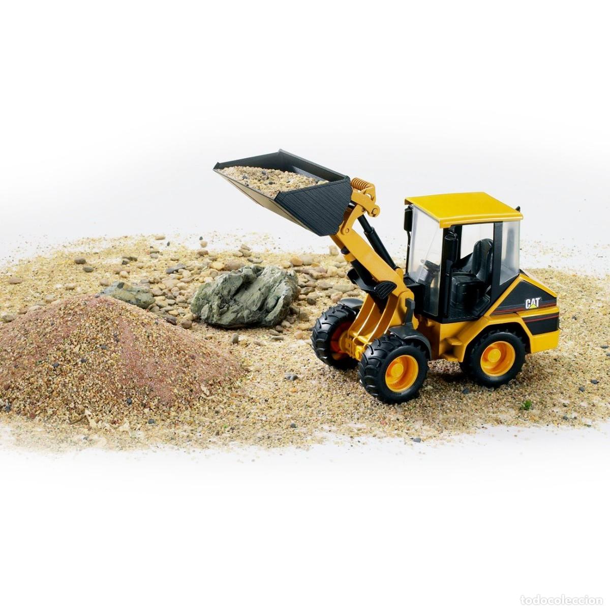 Modelos a escala: &rdquo;Cat&rdquo; Wheel Loader Model, 3+ - Foto 7