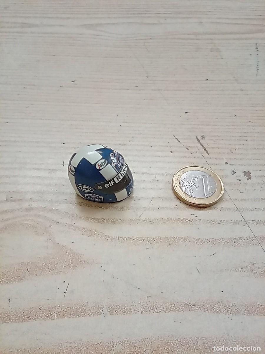 Modelos a escala: Casco Formula 1 Renault - Foto 2