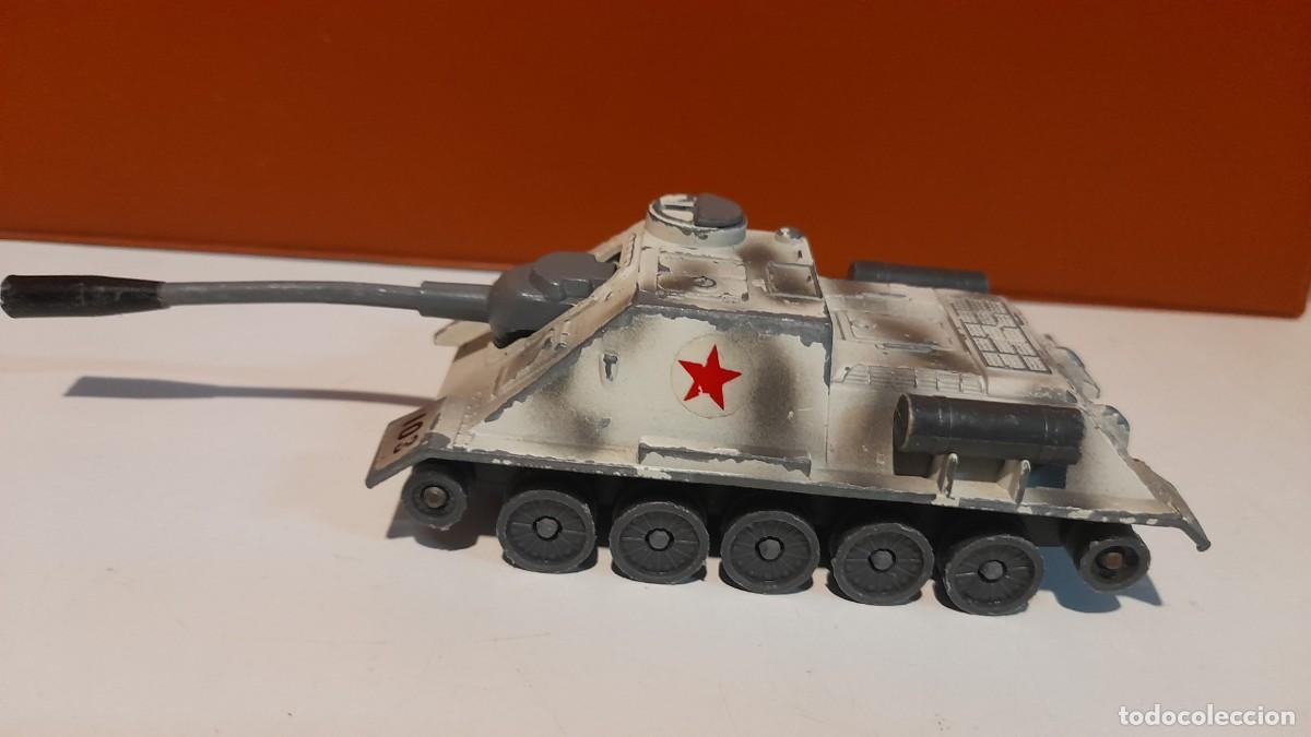 Modelos a escala: TANQUE (PATS APPLIED FOR SU-100 RUSSIAN MEDIUM TANK ) - Foto 3