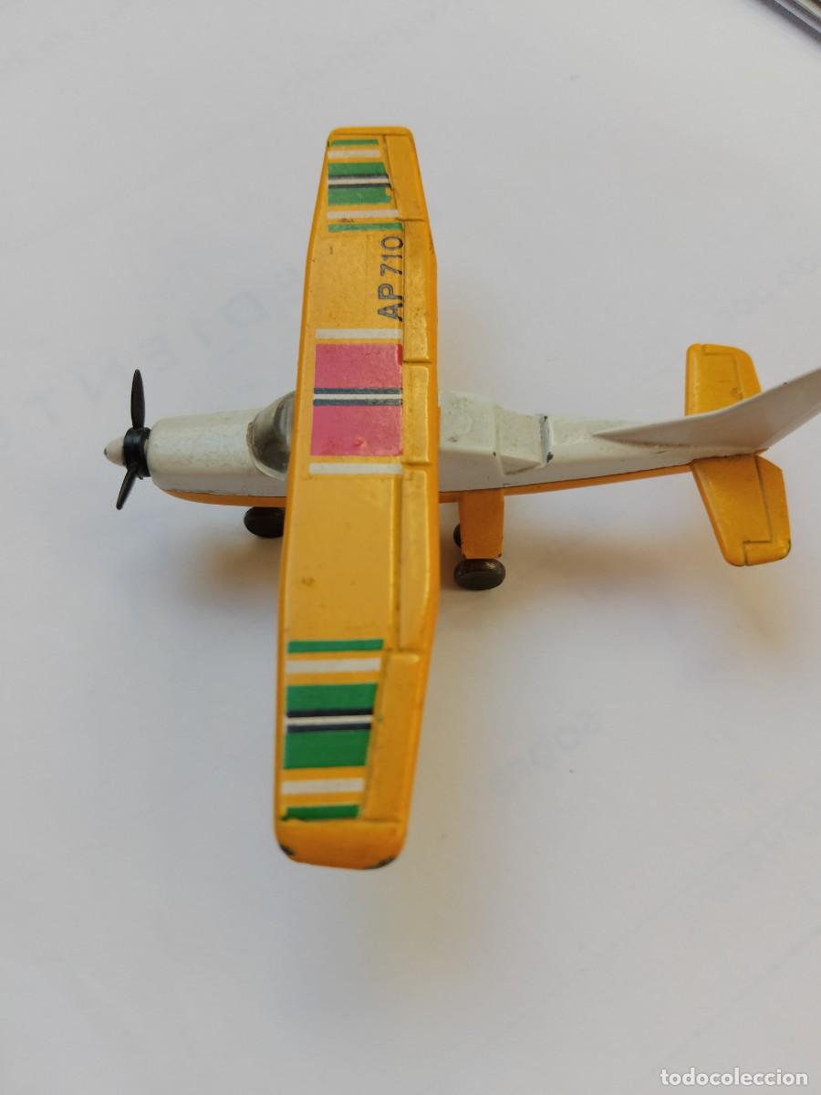 Modelos a escala: Avioneta cessna 210, de Pilen. - Foto 1