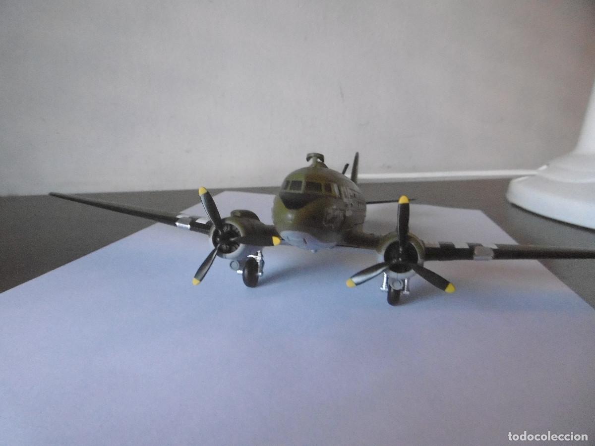 Modelos a escala: DOUGLAS C-47 ESCALA 1:100 - Foto 3