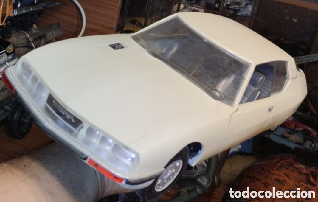 Modelos a escala: Juguetes antiguos coches - Foto 1