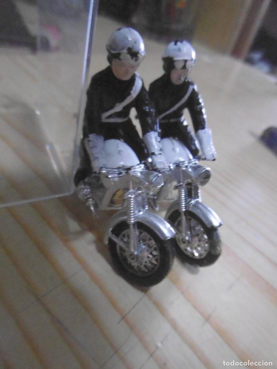 Modelos a escala: PAREJA POLICIA MONTADA - Foto 2