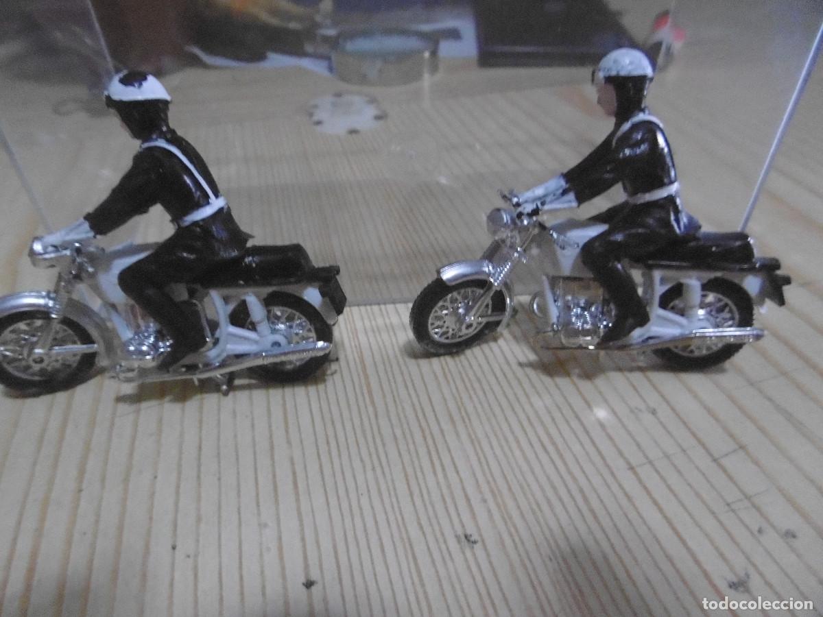 Modelos a escala: PAREJA POLICIA MONTADA - Foto 1