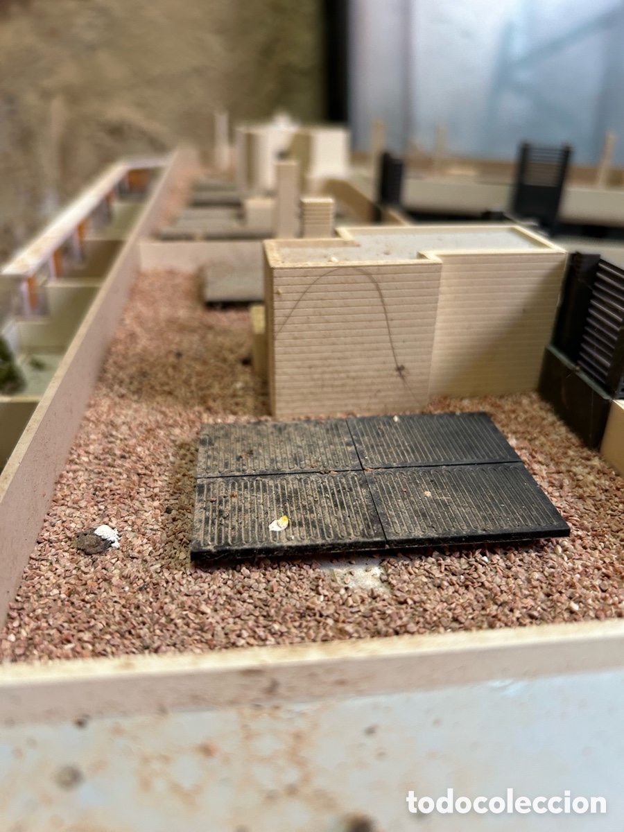 Modelos a escala: Maqueta de edificio a escala 1/100 - Foto 6