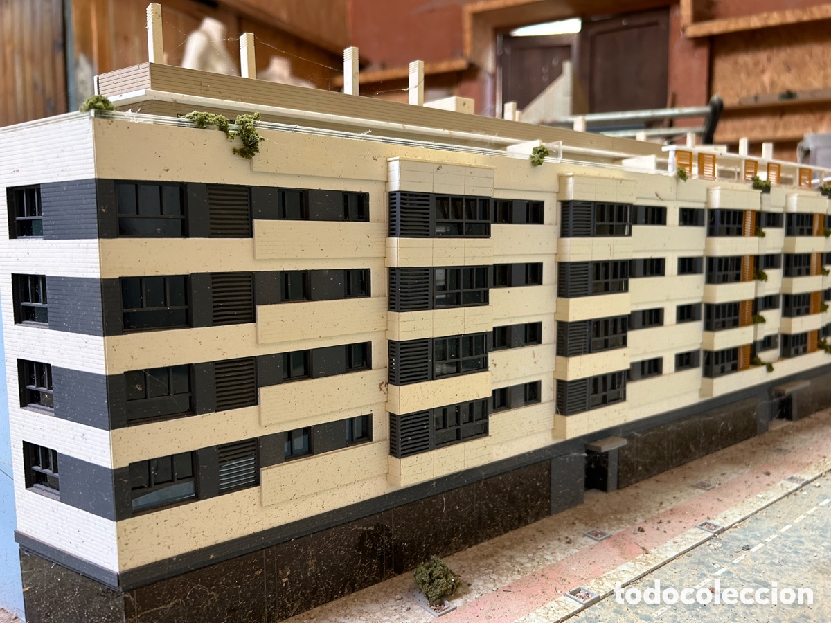 Modelos a escala: Maqueta de edificio a escala 1/100 - Foto 7