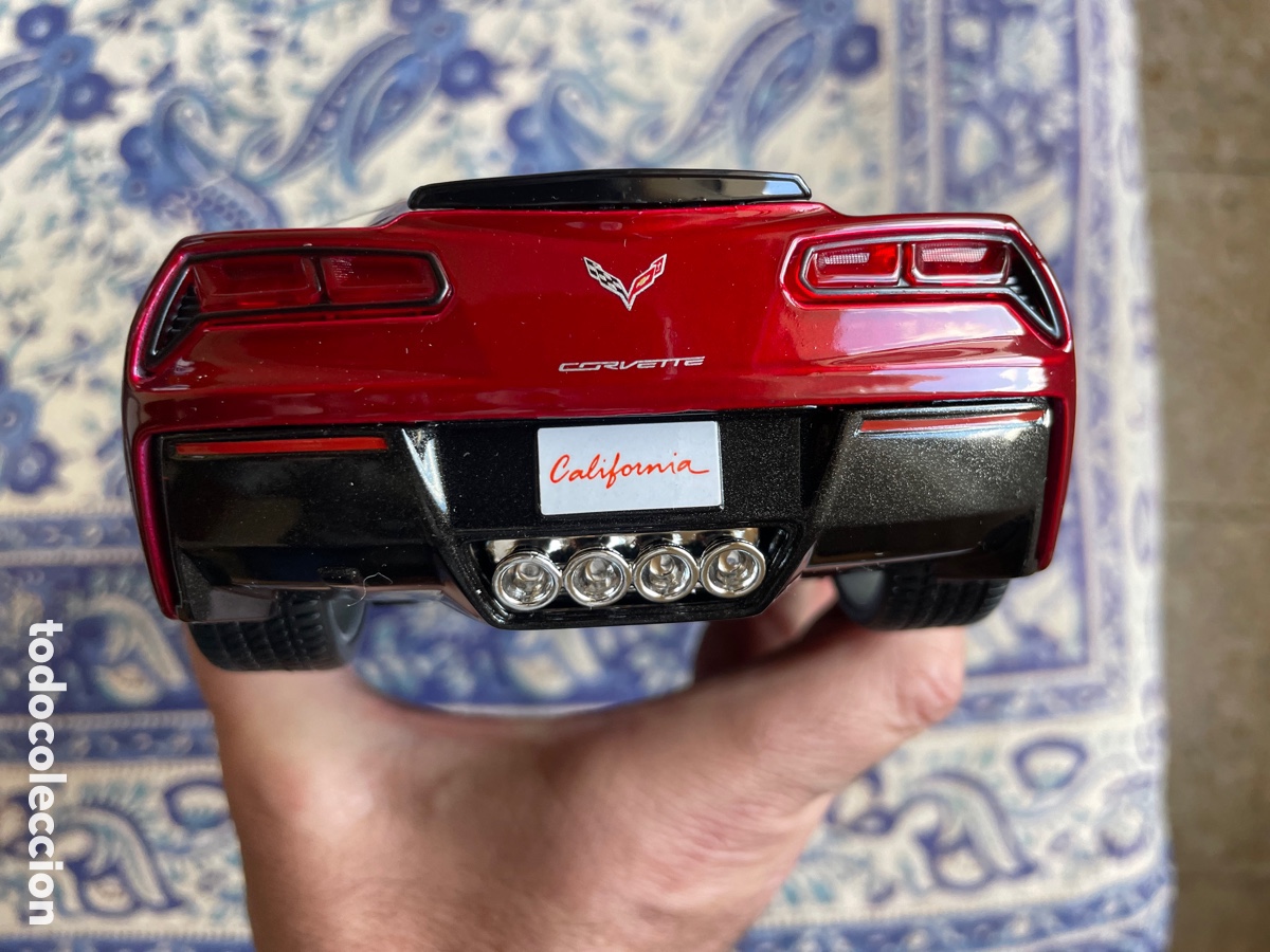 Modelos a escala: Miniatura Corvette 2014 / Escala 1:18 - Foto 6