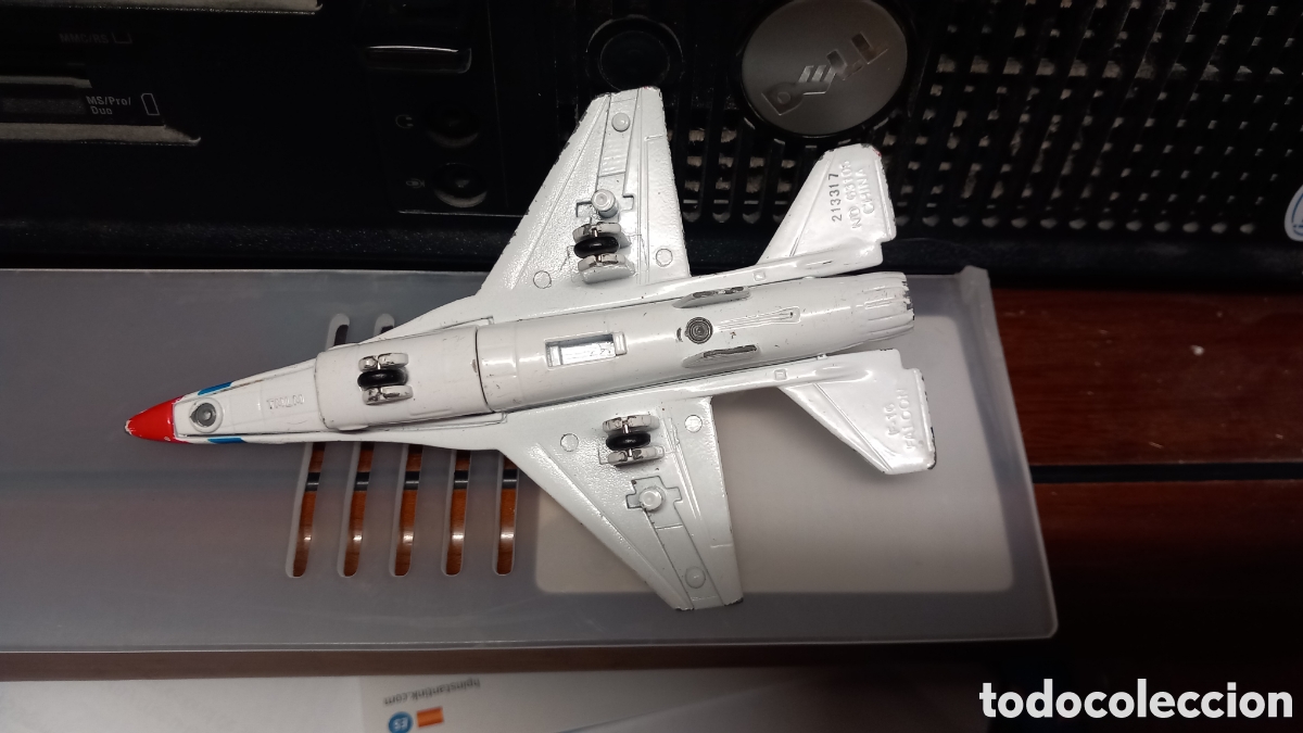 Modelos a escala: F- 16 Falcon TMLM . USA - Foto 2
