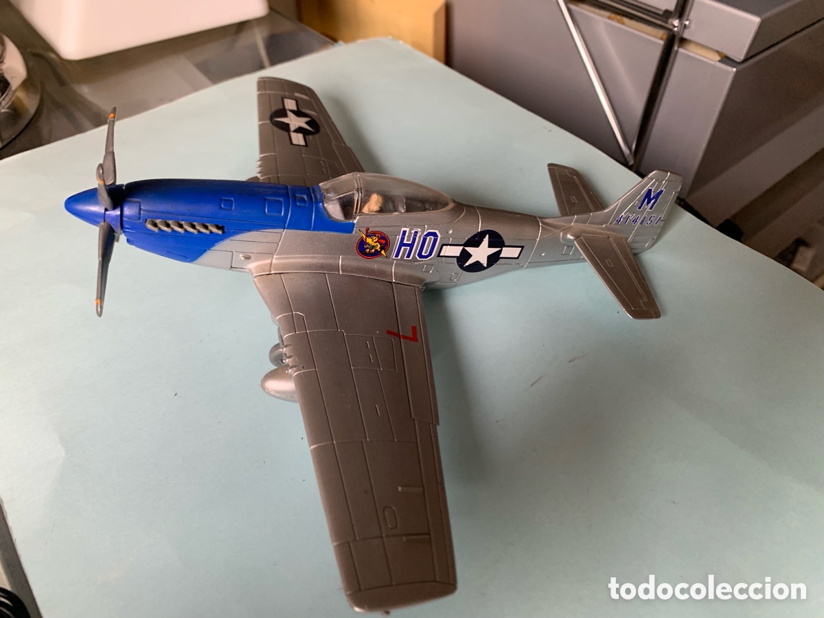 Modelos a escala: MAQUETA DE AVI&Oacute;N DE COMBATE SPITFIRE. CON PEANA. - Foto 1
