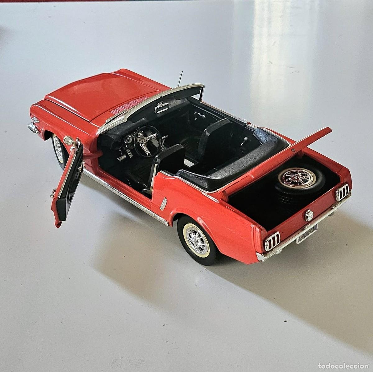 Modelos a escala: Ford Mustang de 1964 1/2. E.1:18 - Foto 6