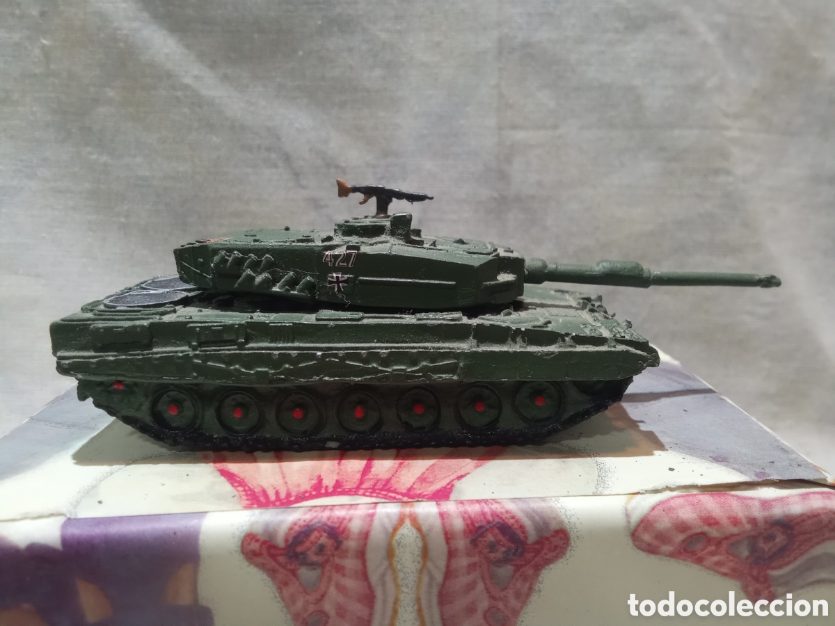 Modelos a escala: TANQUE MILITAR VERDE METAL - Foto 2