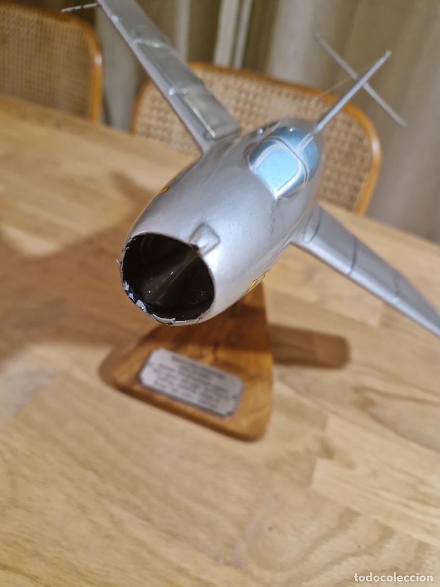 Modelos a escala: Breitling Fighters (1947) MiG-15 - Foto 10