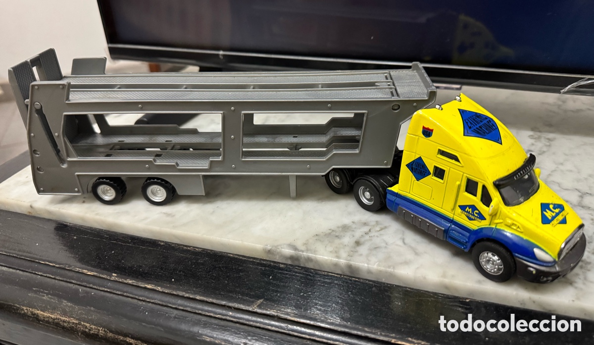 Modelos a escala: TR&Aacute;ILER MAISTO RACING - Foto 5