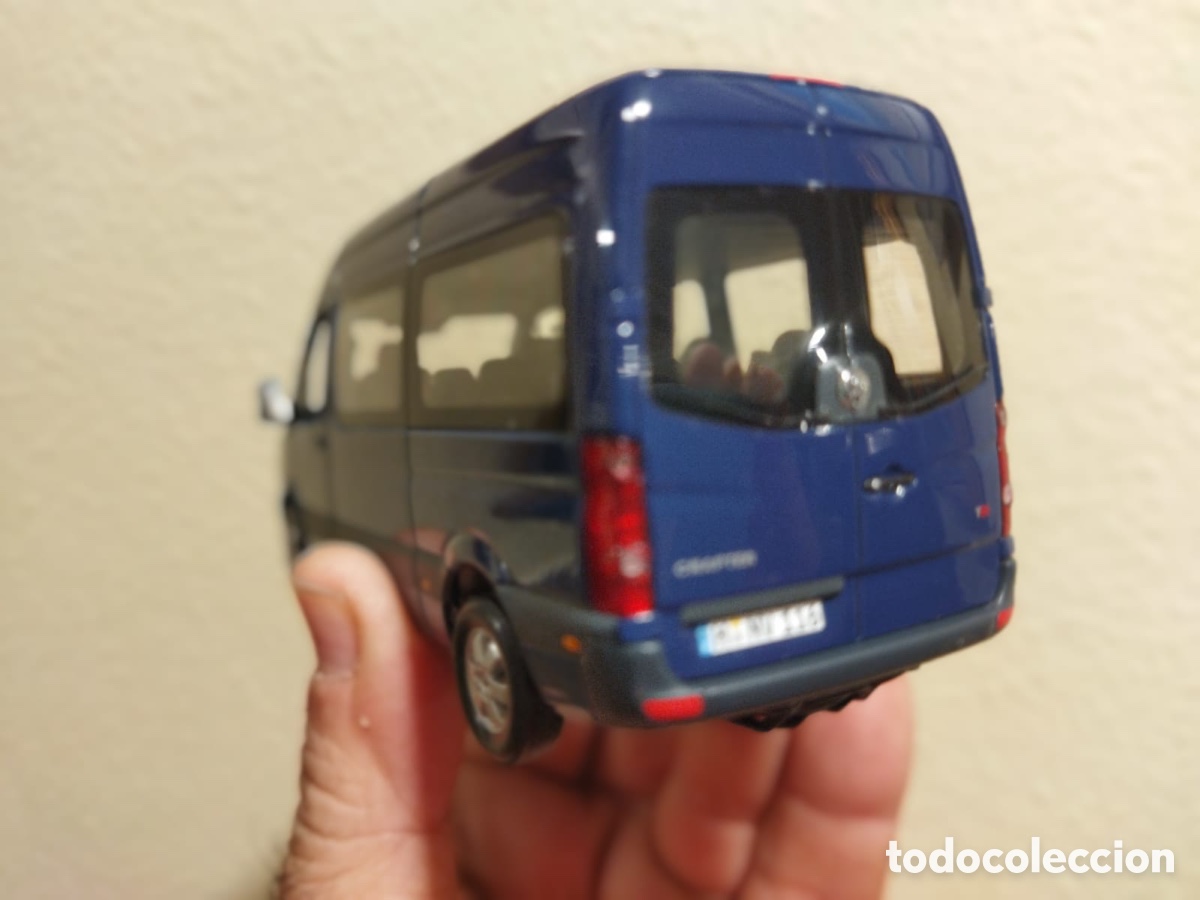 Modelos a escala: Furg&oacute;n Microb&uacute;s VOLKSWAGEN CRAFTER - Foto 4