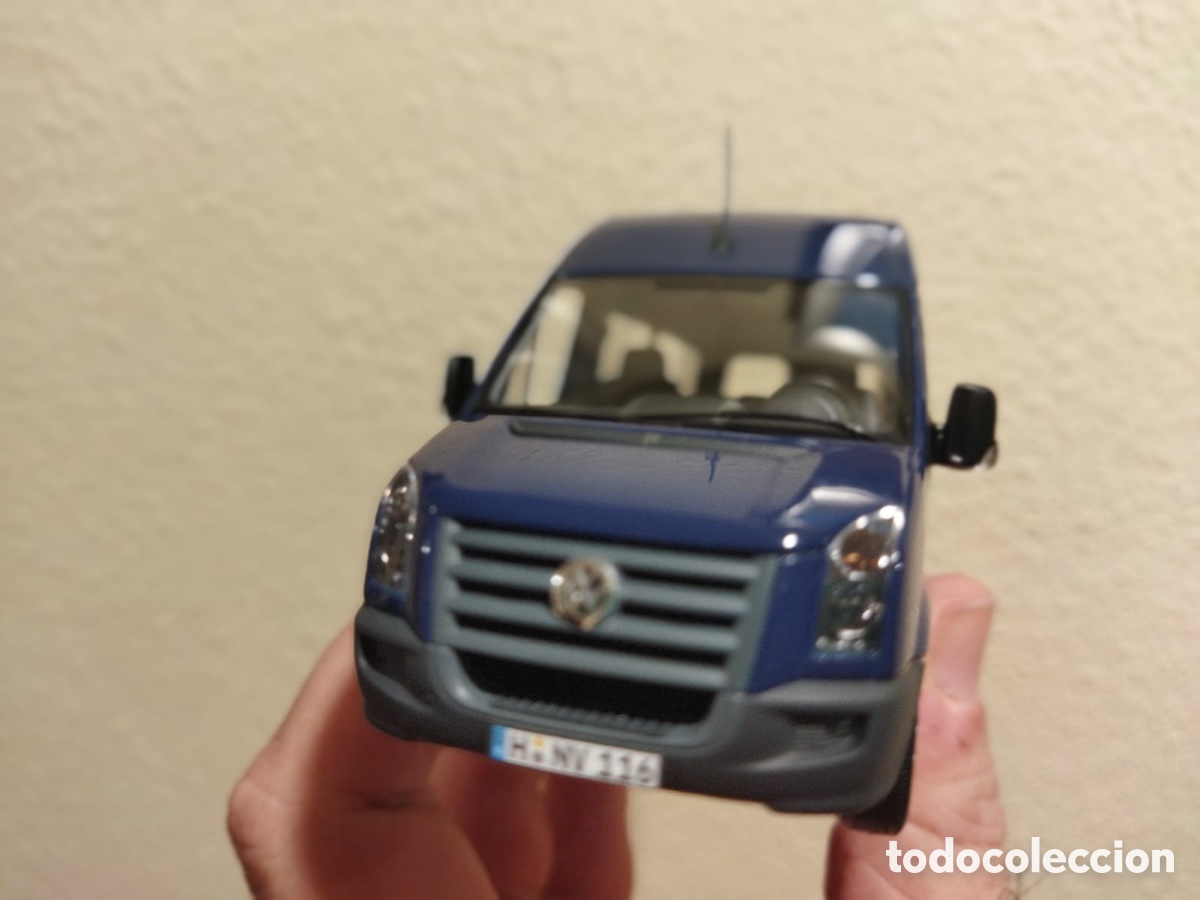 Modelos a escala: Furg&oacute;n Microb&uacute;s VOLKSWAGEN CRAFTER - Foto 6