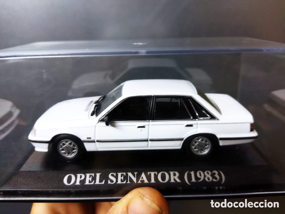 Modelos a escala: OPEL SENATOR 3.0i, escala 1/43, - Foto 1
