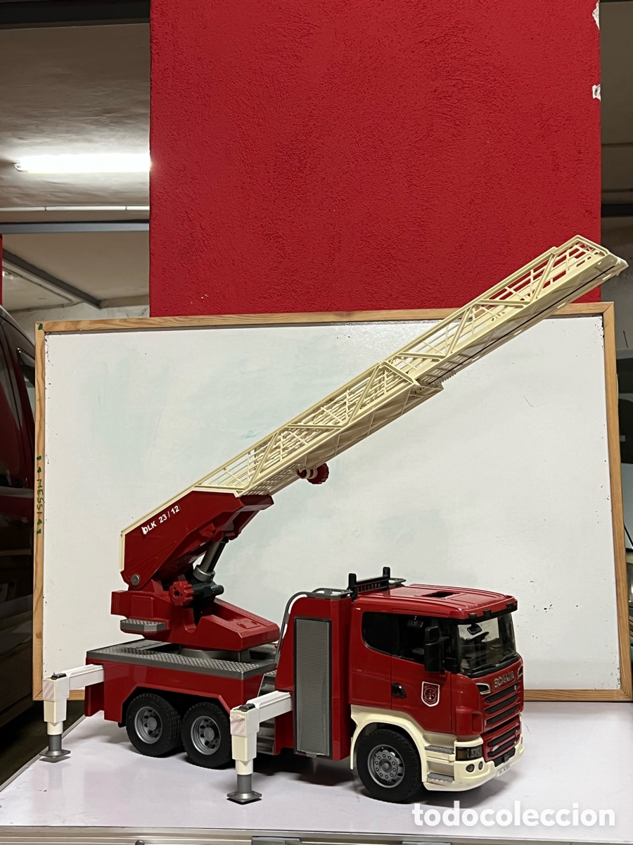 Modelos a escala: Cami&oacute;n Scania bomberos - Foto 5