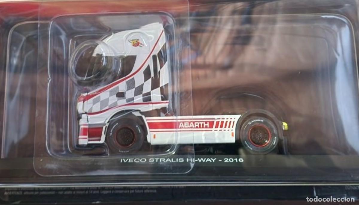 Iveco stralis hi-way 2016 abarth cala 1/43 de segunda mano por 20 EUR en Gijón en WALLAPOP