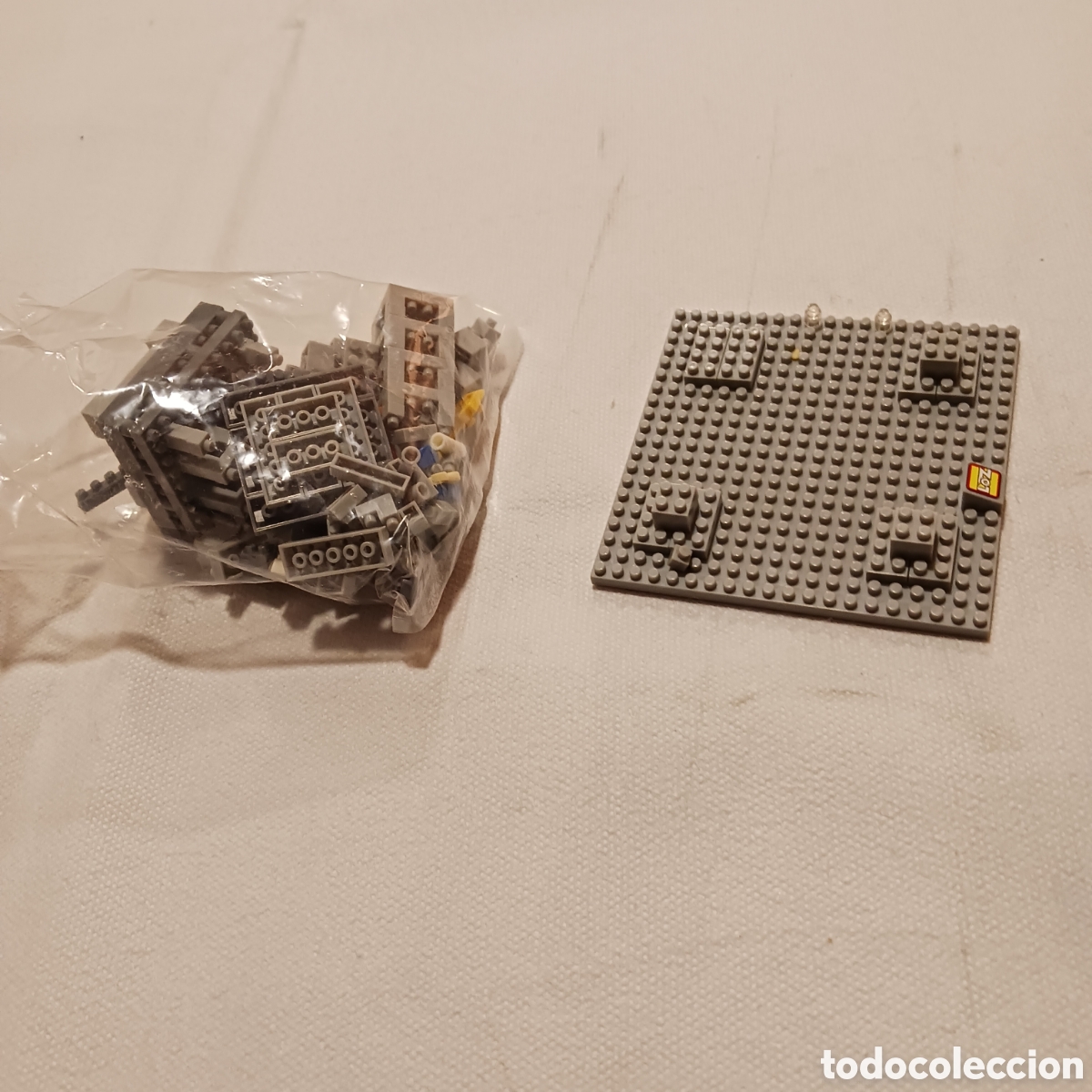 Modelos a escala: Eiffel Tower ,Diamond Block.Architecture. - Foto 3