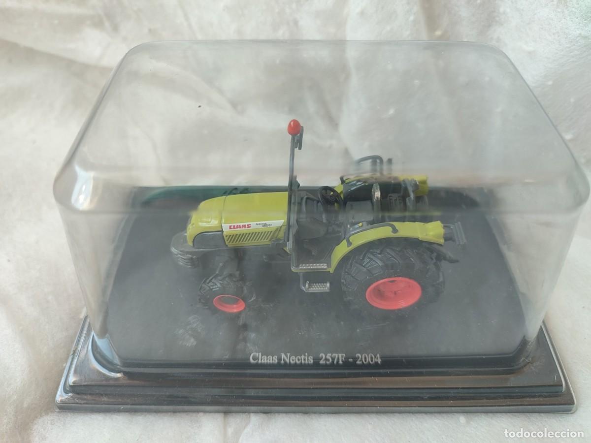 Modelos a escala: Tractor Claas Nectis 257F 2004 Hachette - Foto 1