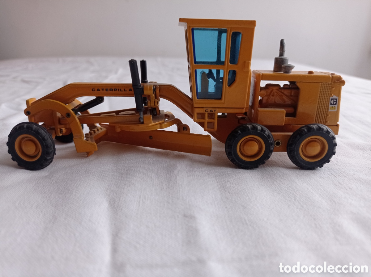 Modelos a escala: Motoniveladora Caterpillar 12G - Foto 5