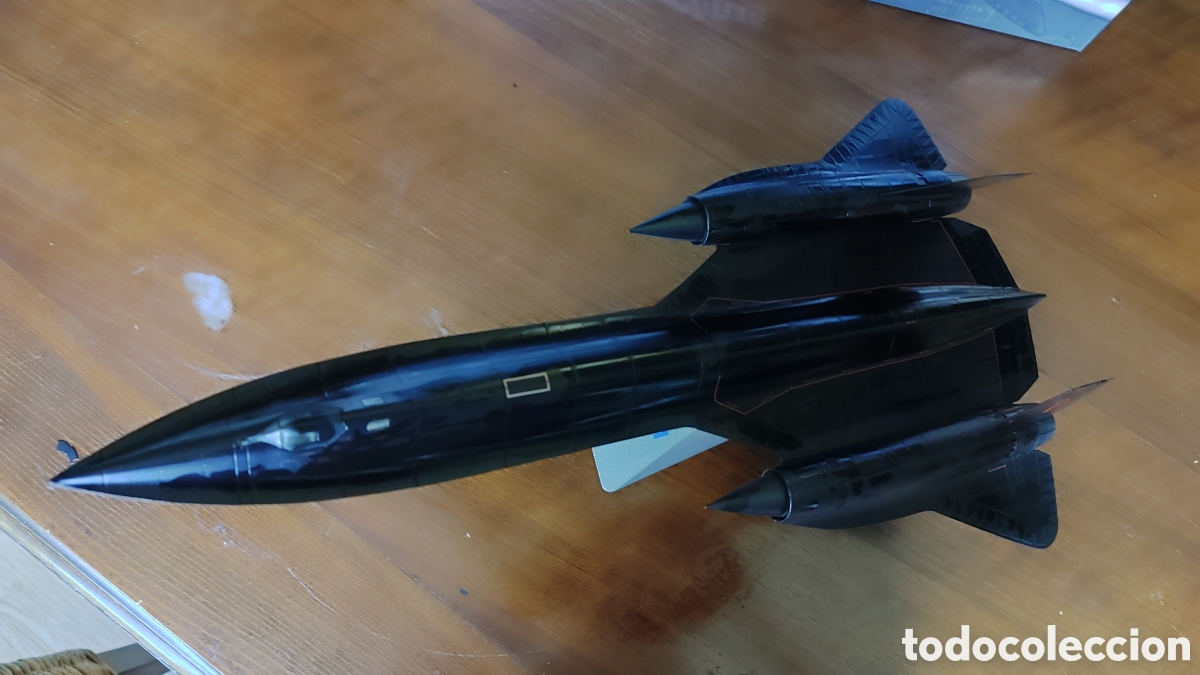 Modelos a escala: SR-71*A Blackbird marca Lockheed Martin - Foto 4