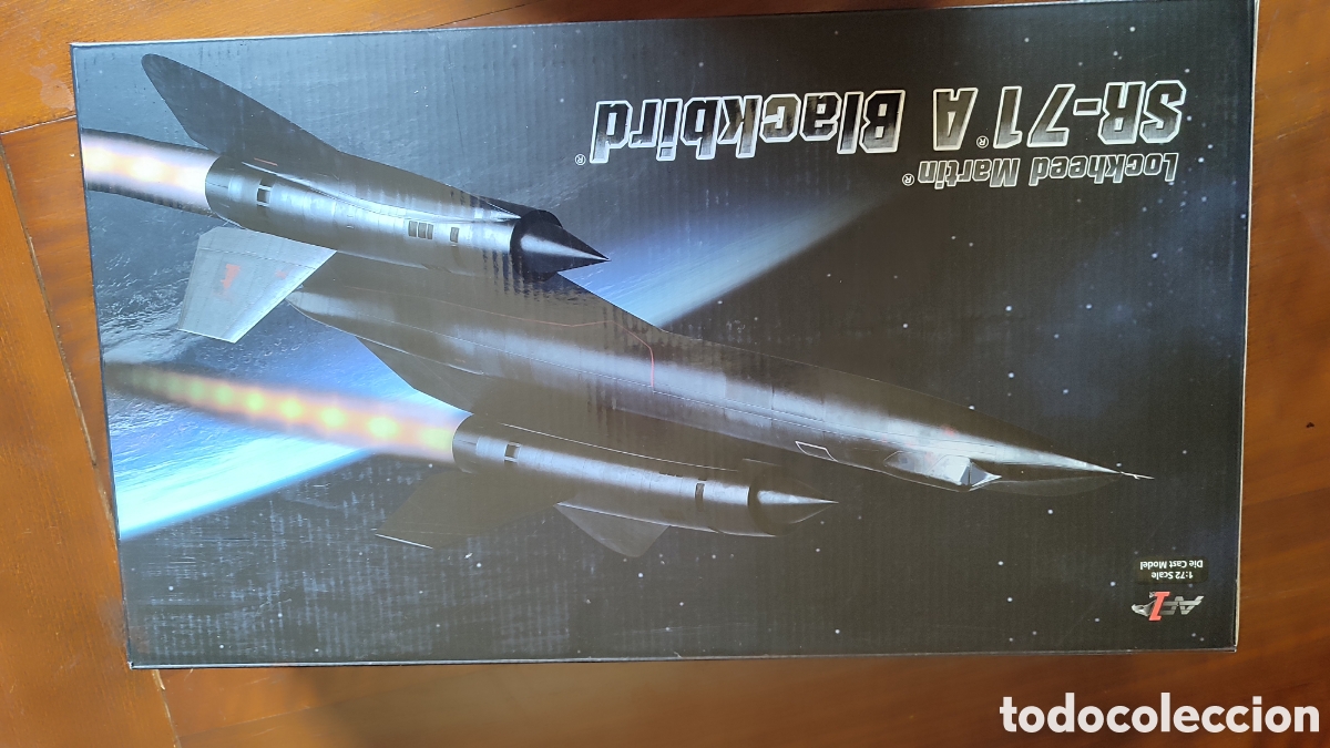 Modelos a escala: SR-71*A Blackbird marca Lockheed Martin - Foto 6