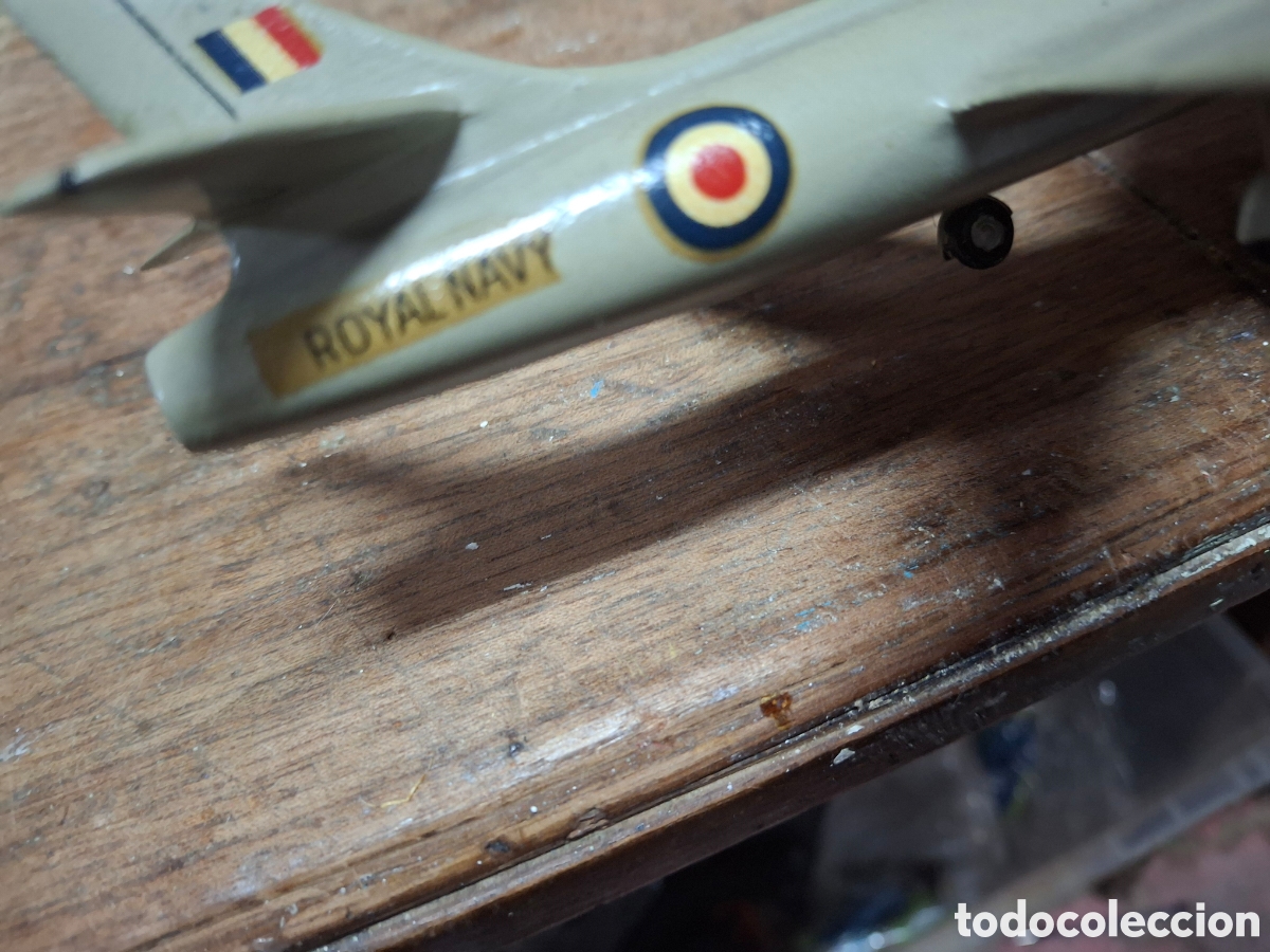 Modelos a escala: Avi&oacute;n Hawker Hunter antig&uuml;o ref 736 de DINKY t - Foto 2