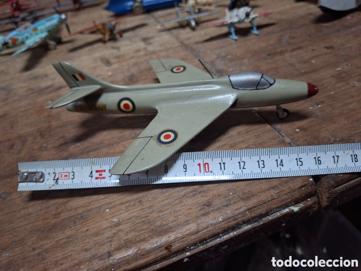 Modelos a escala: Avi&oacute;n Hawker Hunter antig&uuml;o ref 736 de DINKY t - Foto 1