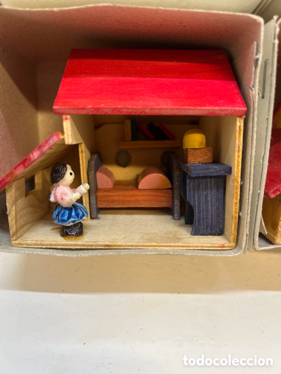 Modelos a escala: 4 casitas de madera con muebles - Foto 5