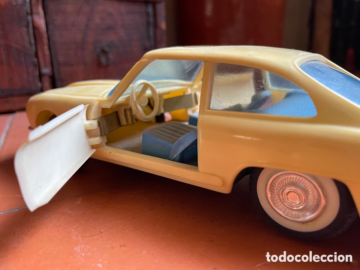 Modelos a escala: ALFA ROMEO SPRINT DE MOLT&Oacute;., REF. 520. 19,5 Cm - Foto 3