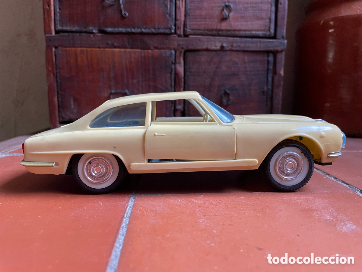 Modelos a escala: ALFA ROMEO SPRINT DE MOLT&Oacute;., REF. 520. 19,5 Cm - Foto 7
