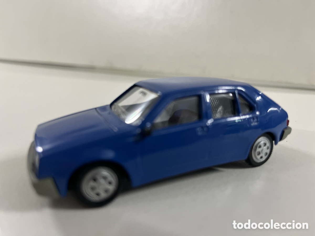 Modelos a escala: Renault 14 azul de norev 1/43 - Foto 1