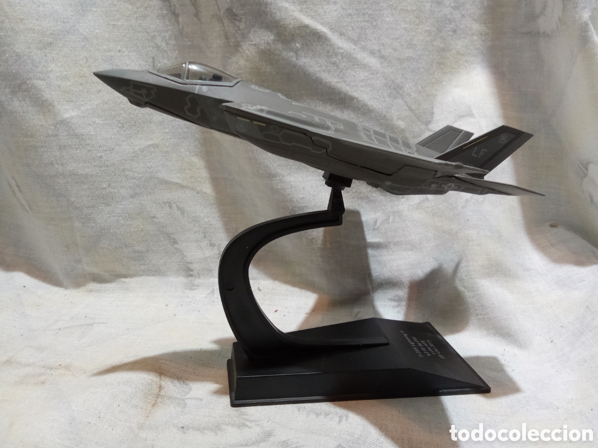 Modelos a escala: F-35 LIGHTNING II 63 FS 56 FW LUKE AFB E.E.U.U 2016 - Foto 2