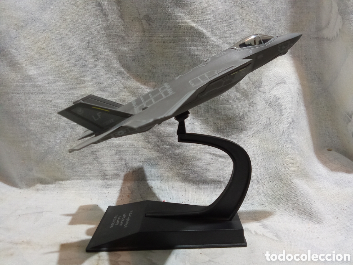 Modelos a escala: F-35 LIGHTNING II 63 FS 56 FW LUKE AFB E.E.U.U 2016 - Foto 3